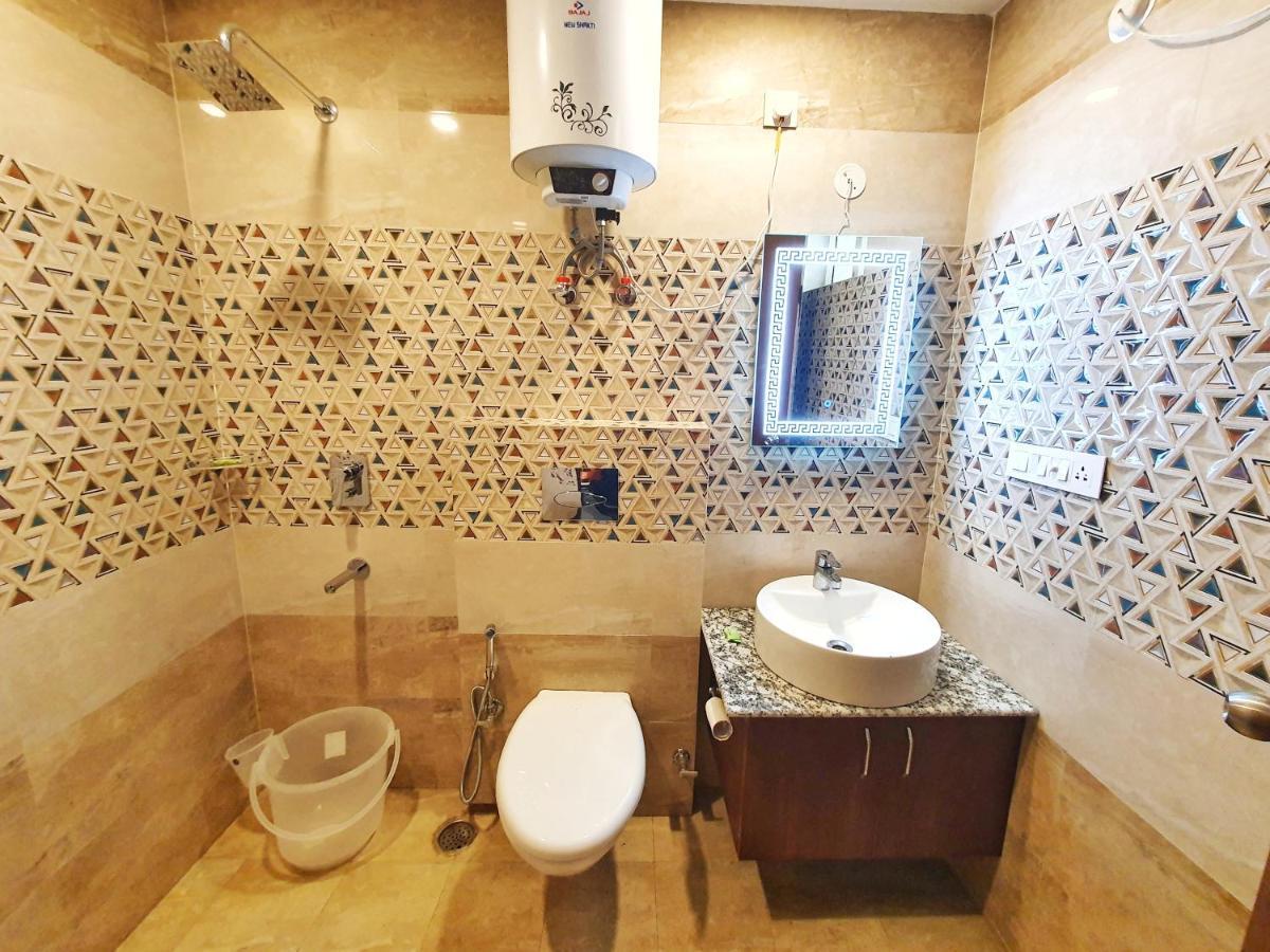 The Park Residency Hotel Dehradun Bagian luar foto