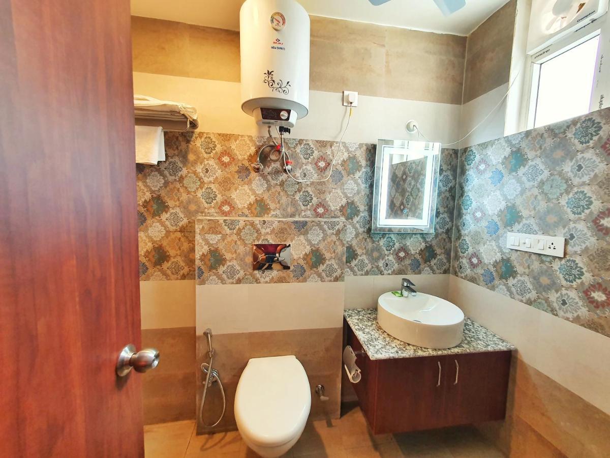 The Park Residency Hotel Dehradun Bagian luar foto